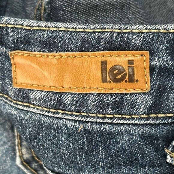 L.E.I. Denim Shorts Women's Size 7 Dark Wash White Floral Ashley Low Rise Fringe - Picture 9 of 9